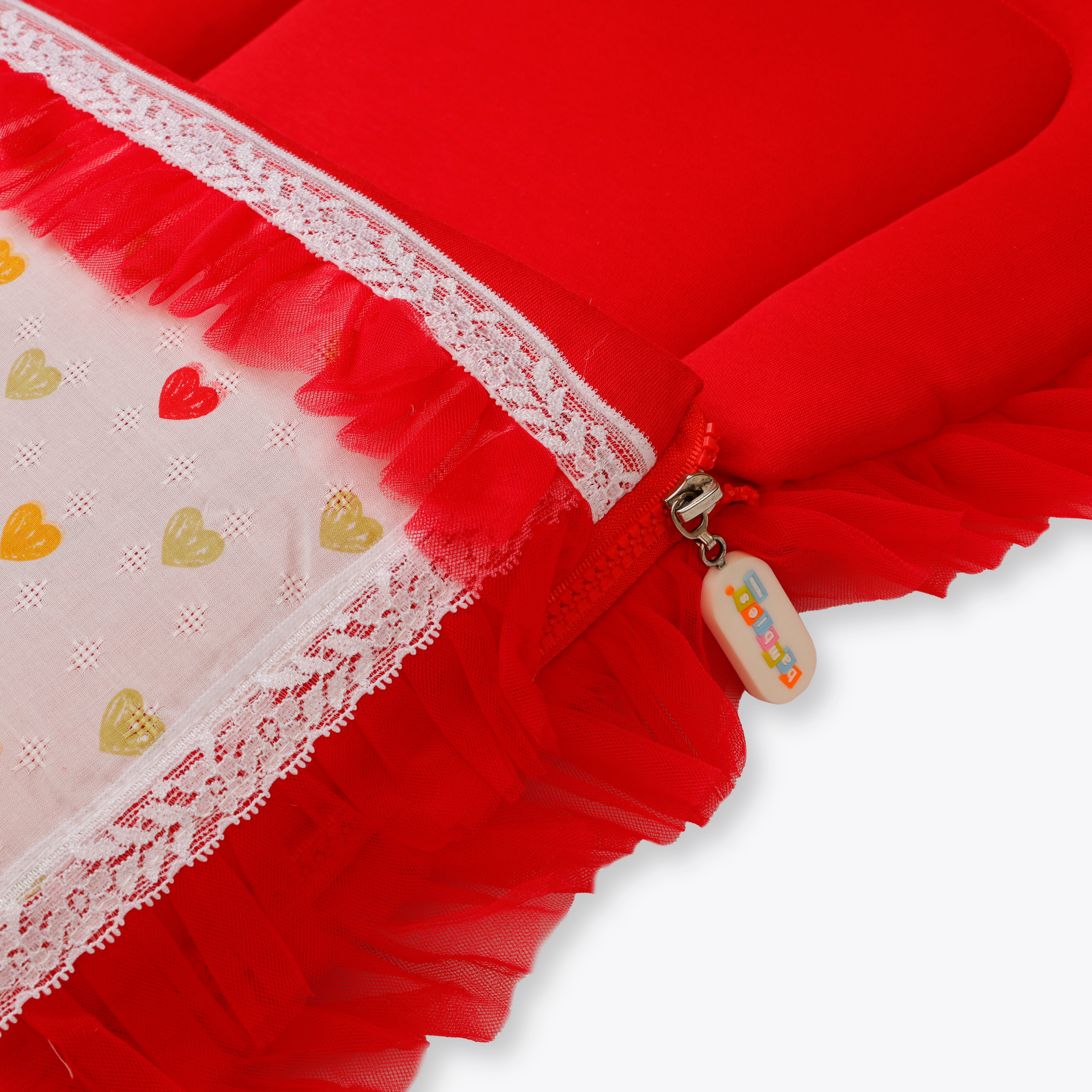 Carry Nest With Out Pillow Multi Heart