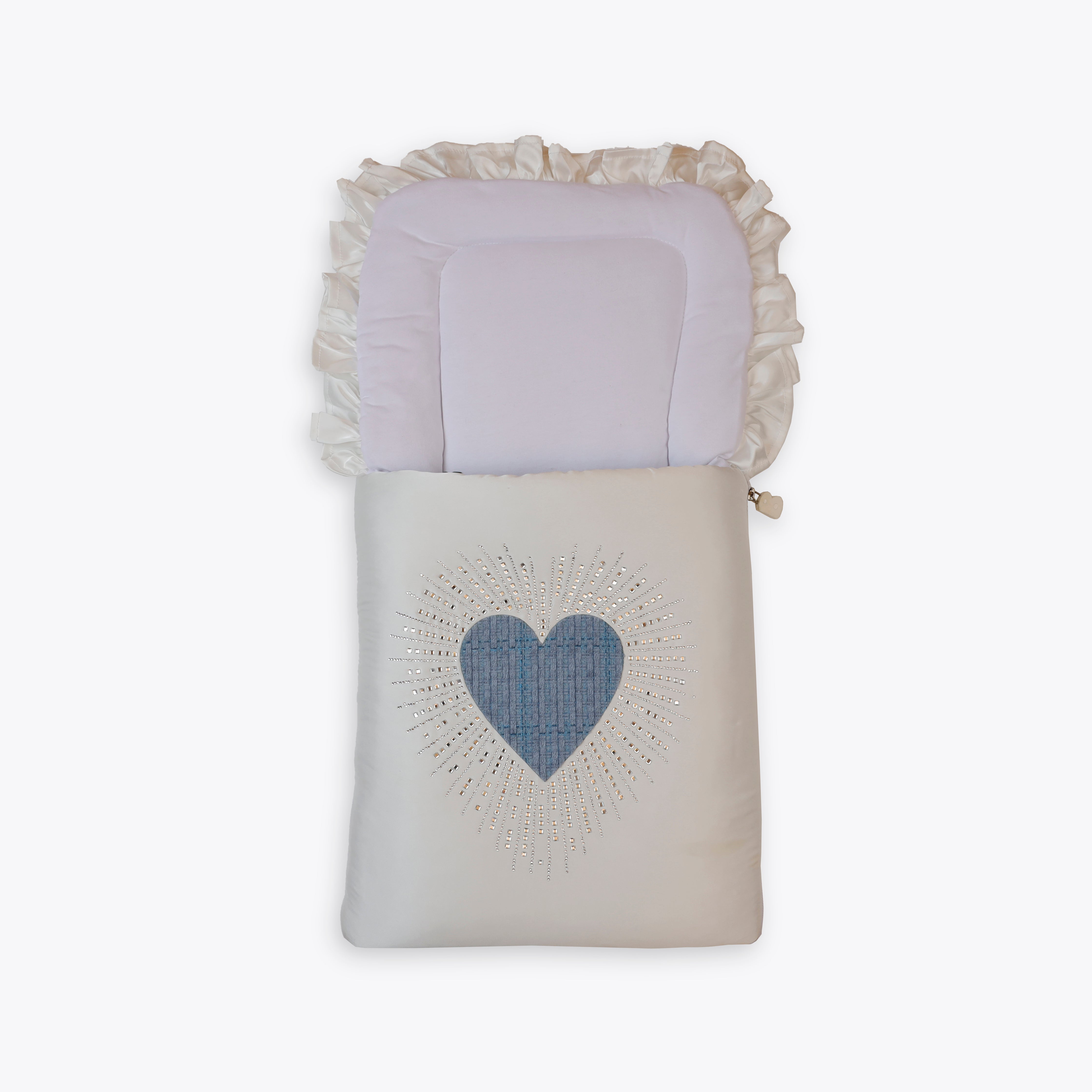 Carry Nest Frill White Blue Heart