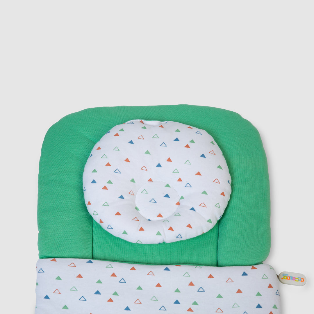 Carry Nest Dark Green Triangle