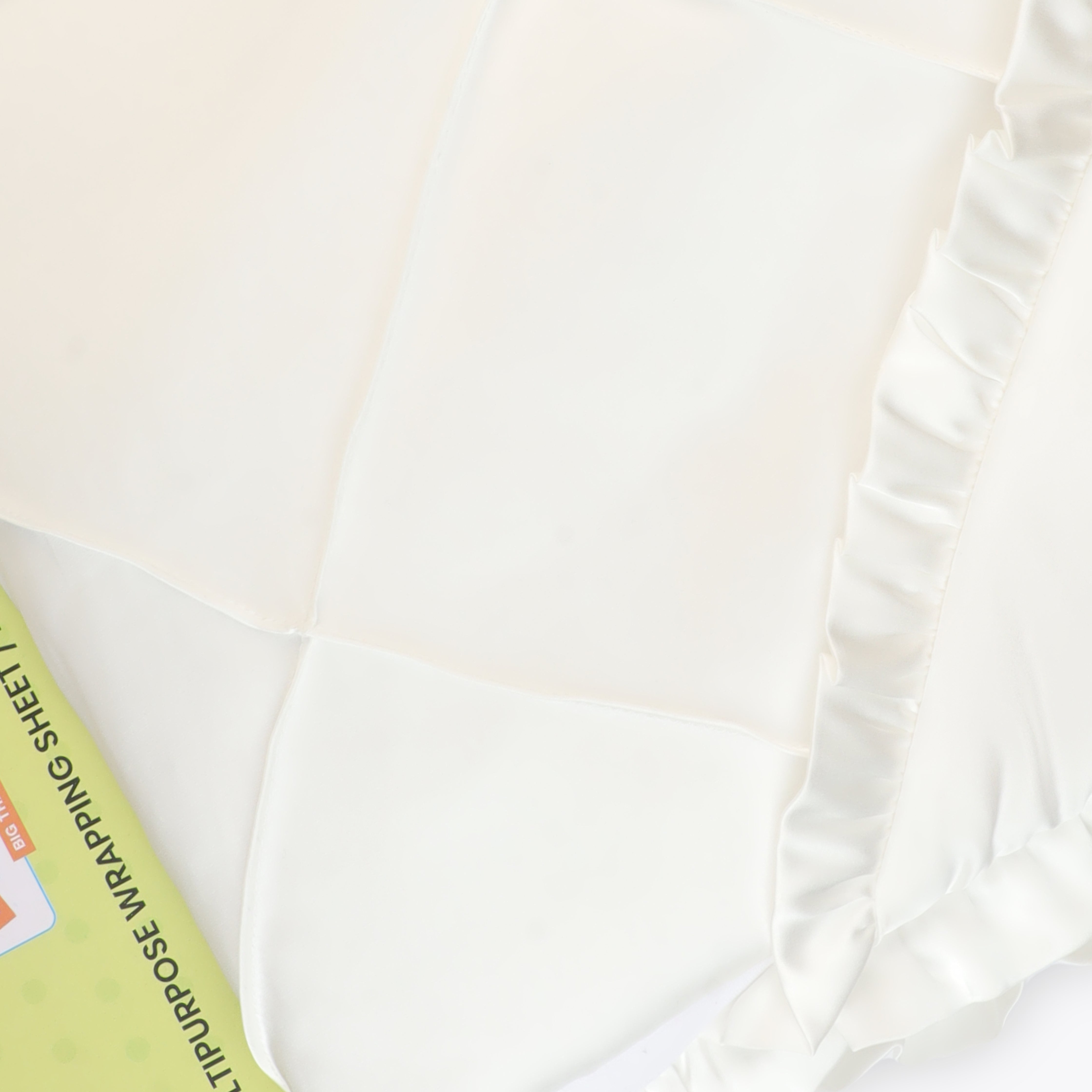 Wrapping Sheet Satin White