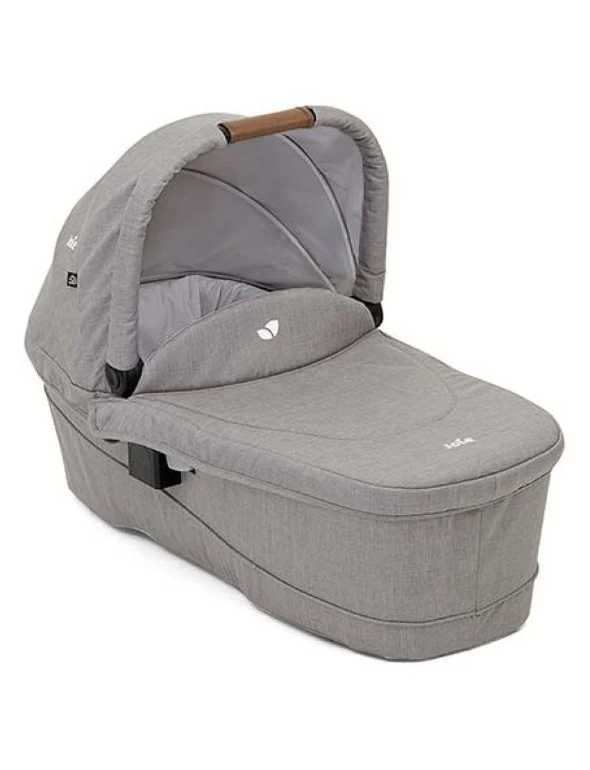 Joie Ramble Gray Carrycot Flannel J-A1219PBGFL000 at Zubaidas Officialâ„¢