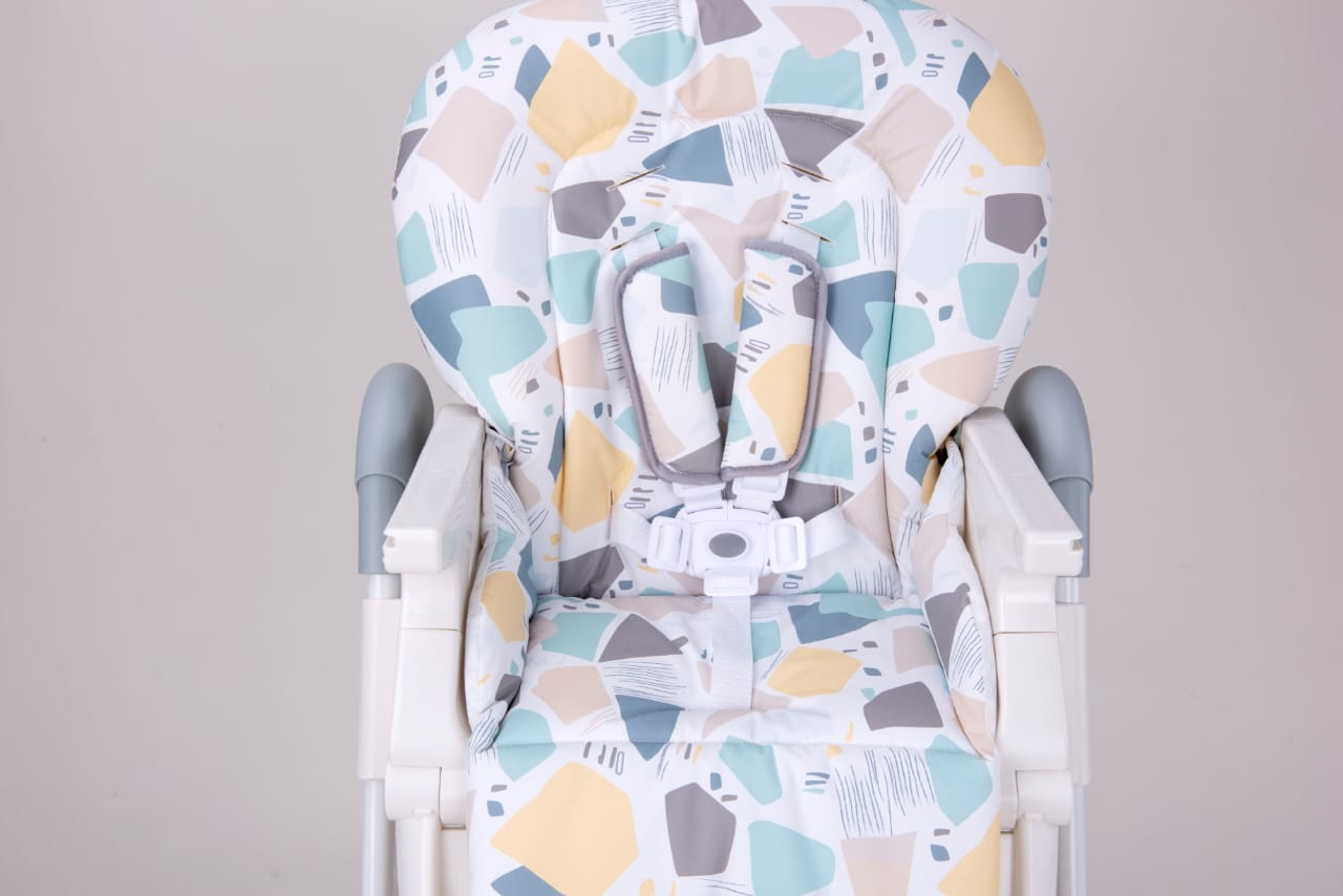 Zubaidas_Bambies_High_chair